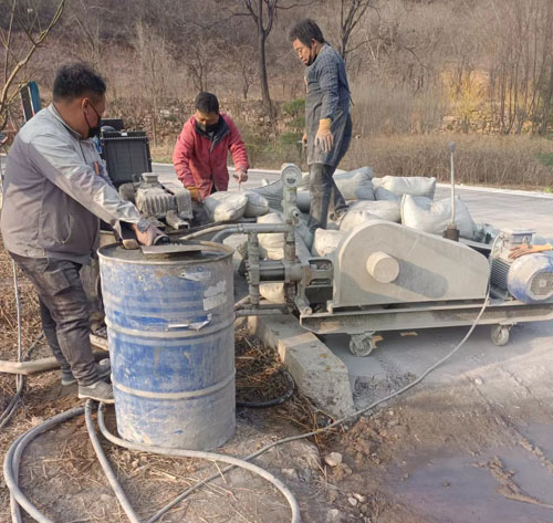 苍梧路面下沉注浆